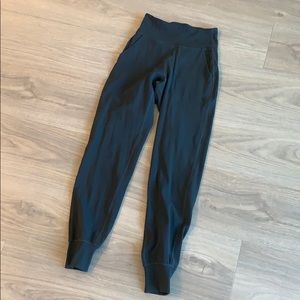 Lululemon Align Jogger 28”
